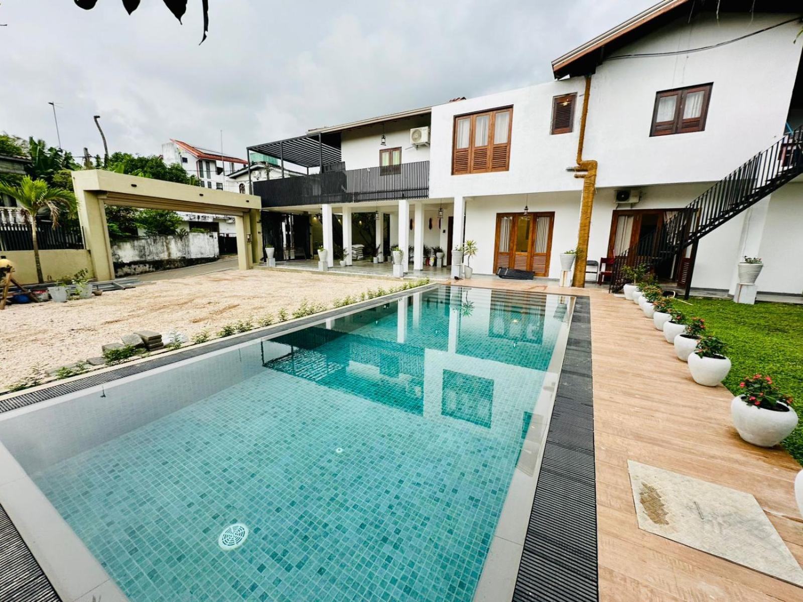 The Villa Kalbashi Kotte - Luxury Stay With Swimming Pool Sri Jayewardenepura Kotte Exterior photo